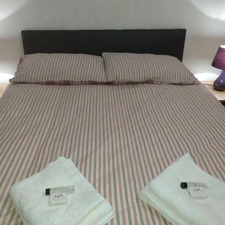Acton Lodge Guest House ロンドン 部屋 写真
