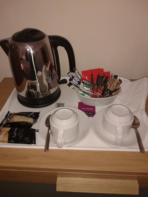 Acton Lodge Guest House ロンドン 部屋 写真